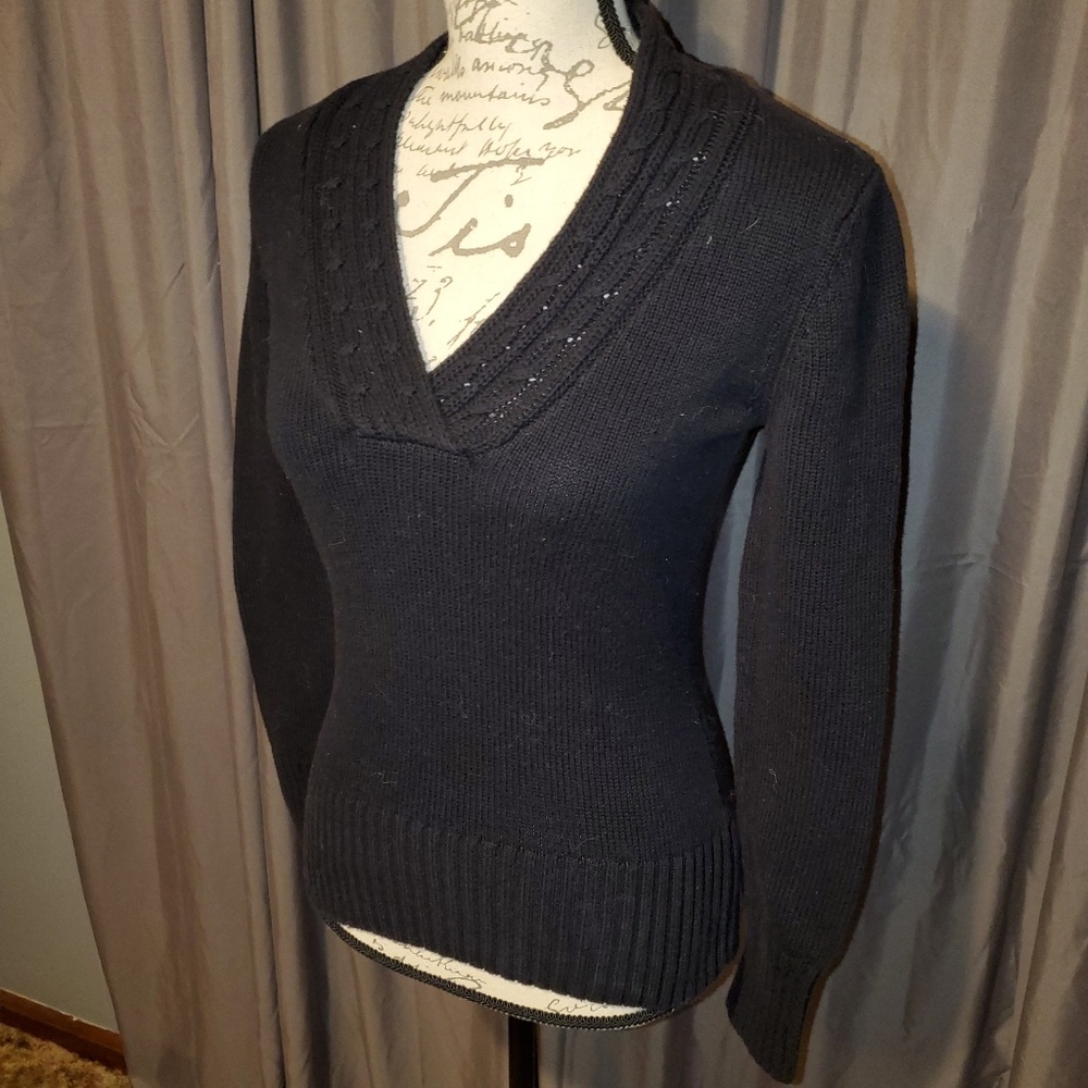 Converse VNeck Sweater